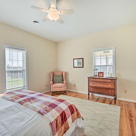 Breathtaking Elkin Getaway With Vineyard Views! 빌라 외부 사진
