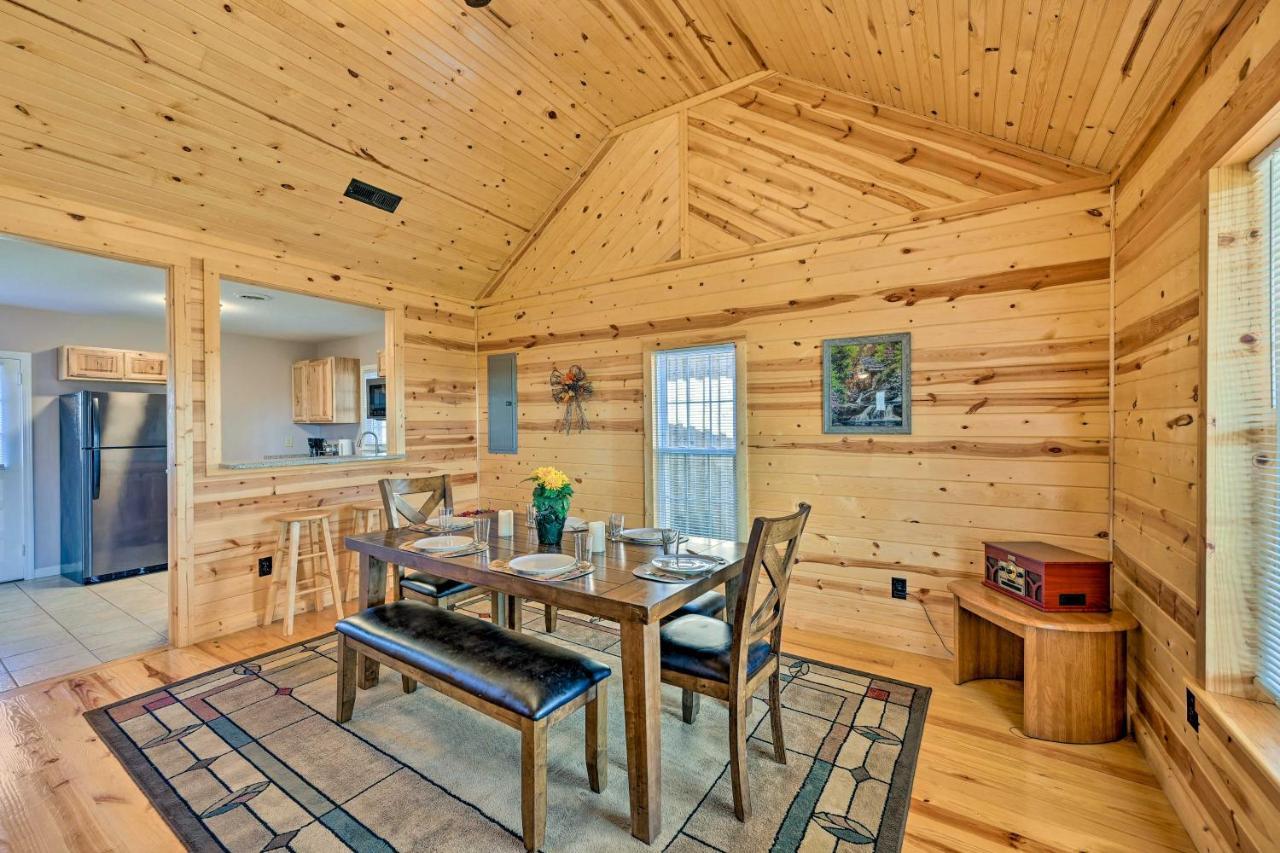 Breathtaking Elkin Getaway With Vineyard Views! 빌라 외부 사진