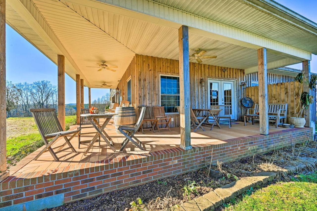 Breathtaking Elkin Getaway With Vineyard Views! 빌라 외부 사진